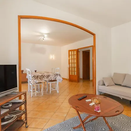 Maison De Famille Avec Jardin Casa de Férias